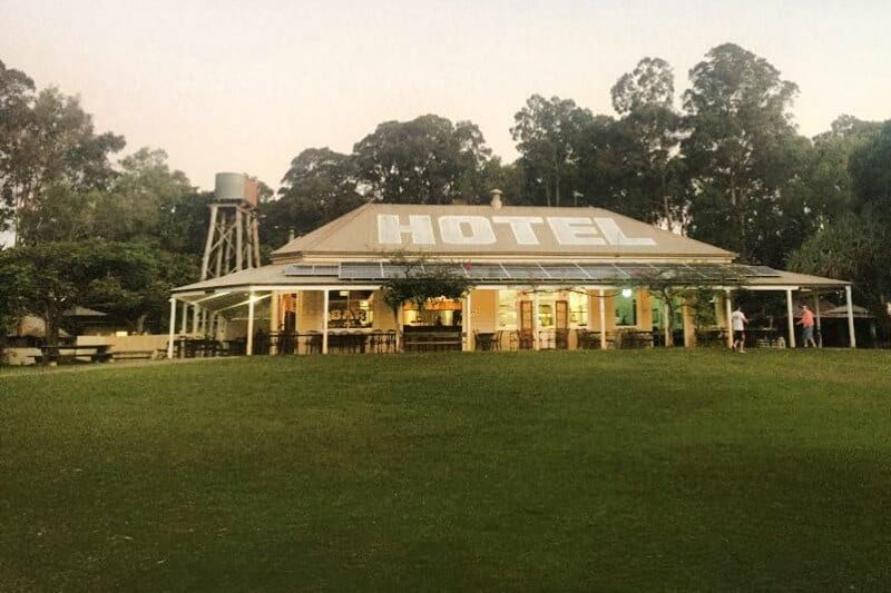 country style Apollonian Hotel in Boreen Point,