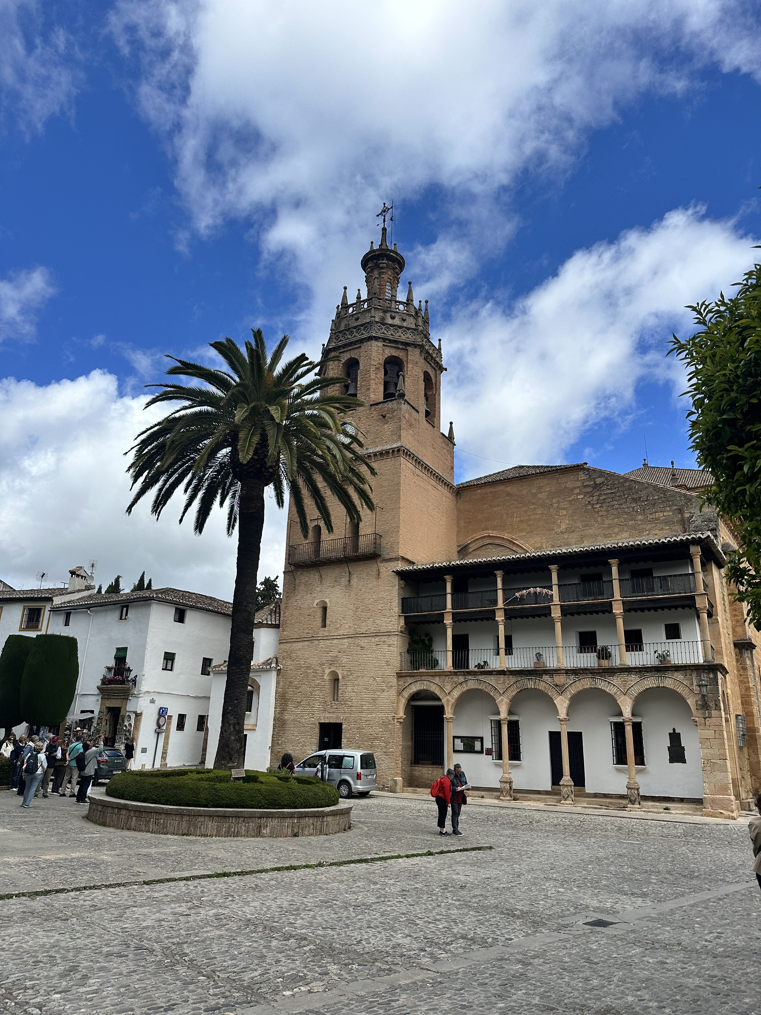 Airport vs. City Center Pick-Up - car hire in Spain