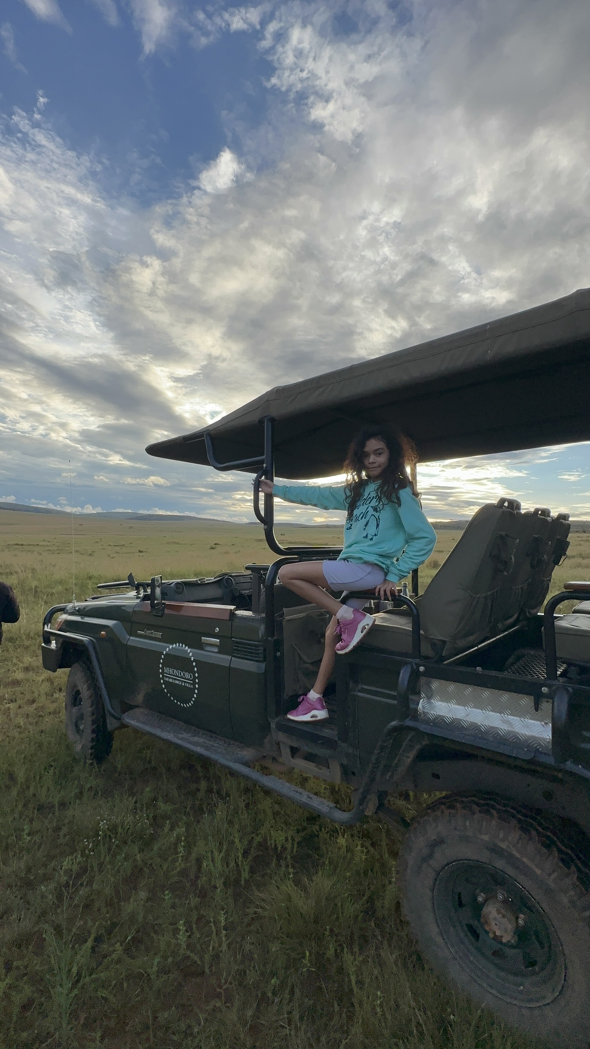 safari jeep - visit south africa