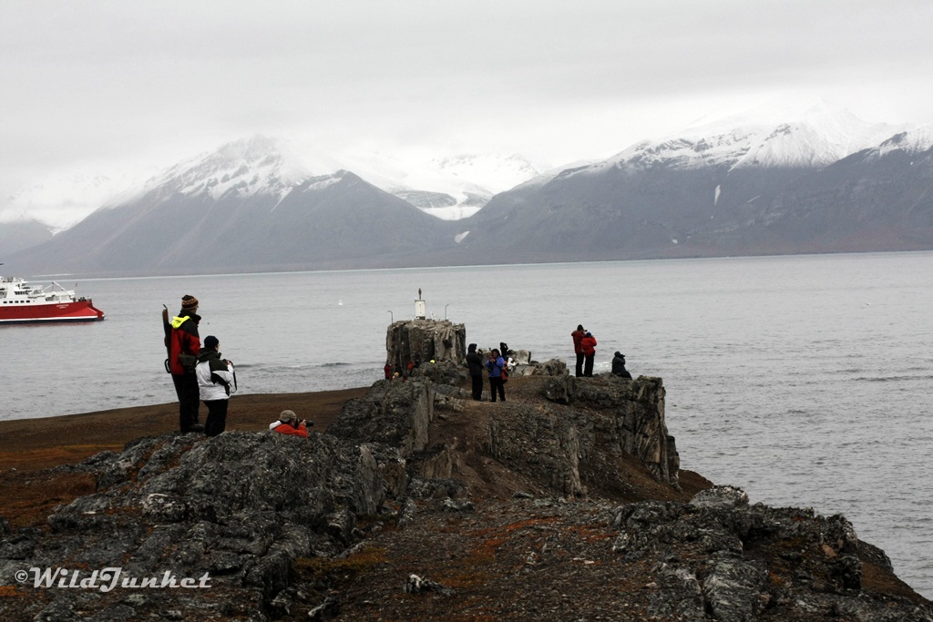 best time for svalbard cruise Festningen 
