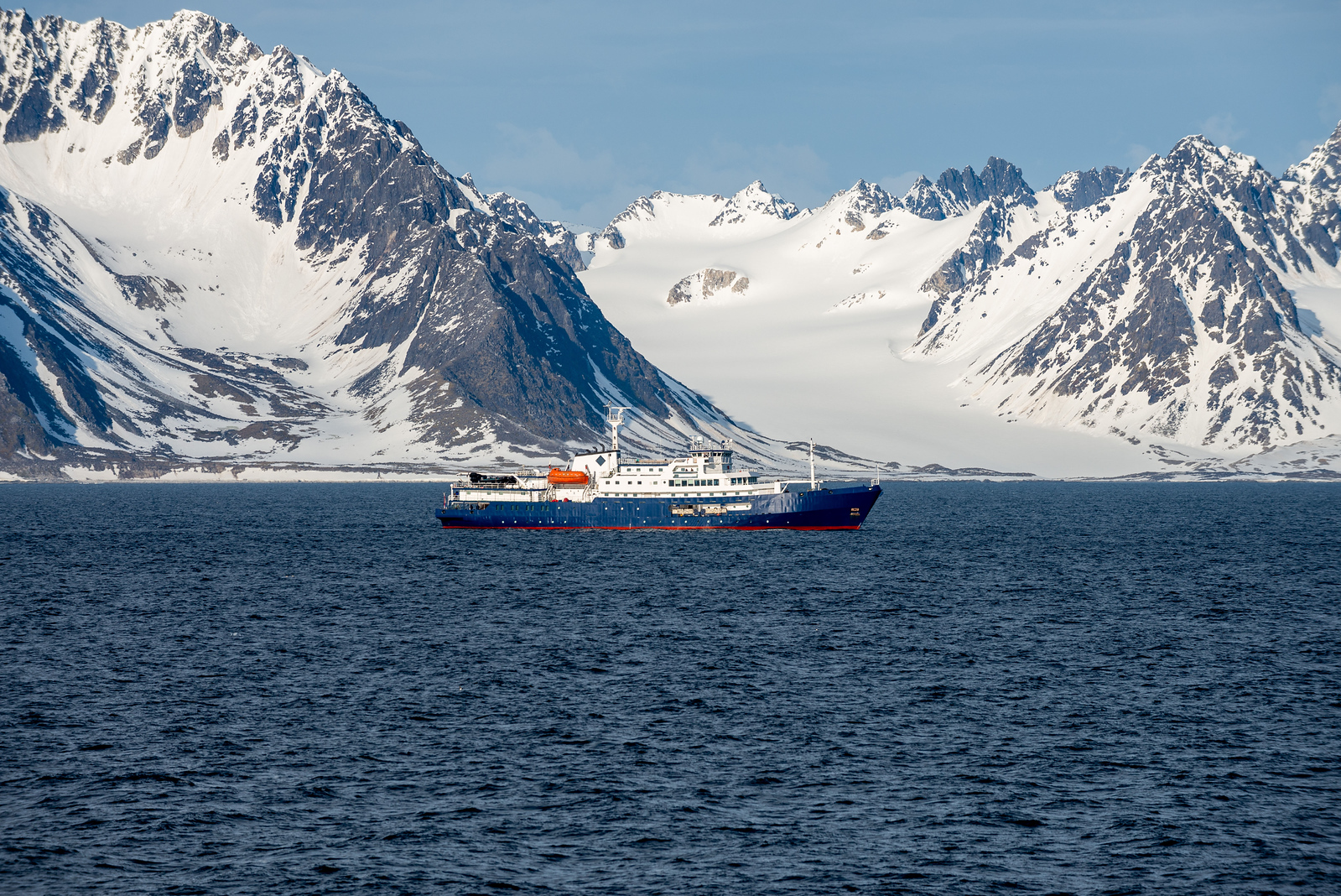 What's It Like to Go on a Svalbard Cruise