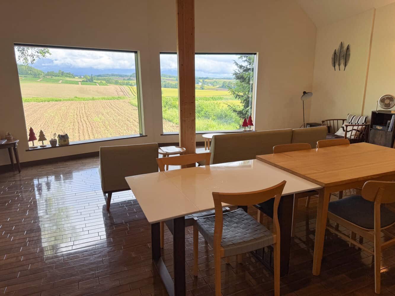 Common living room with a view at Adagio Hokkaido.