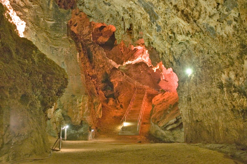 caves day trip from joburg - 1 week south africa itinerary