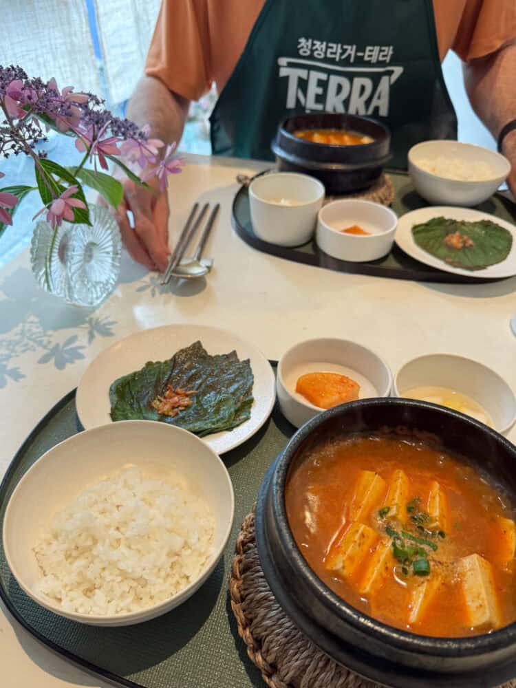 Vegan spicy soft tofu stew set at Monyeo Korean restaurant in Kamakura, Japan.