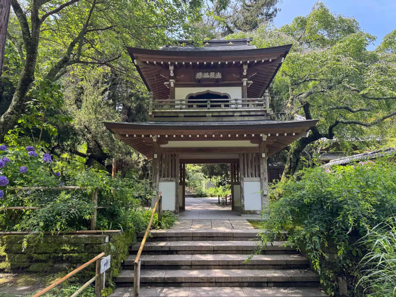 Jōchi-ji temple entrance in Kita Kamakura, Japan.