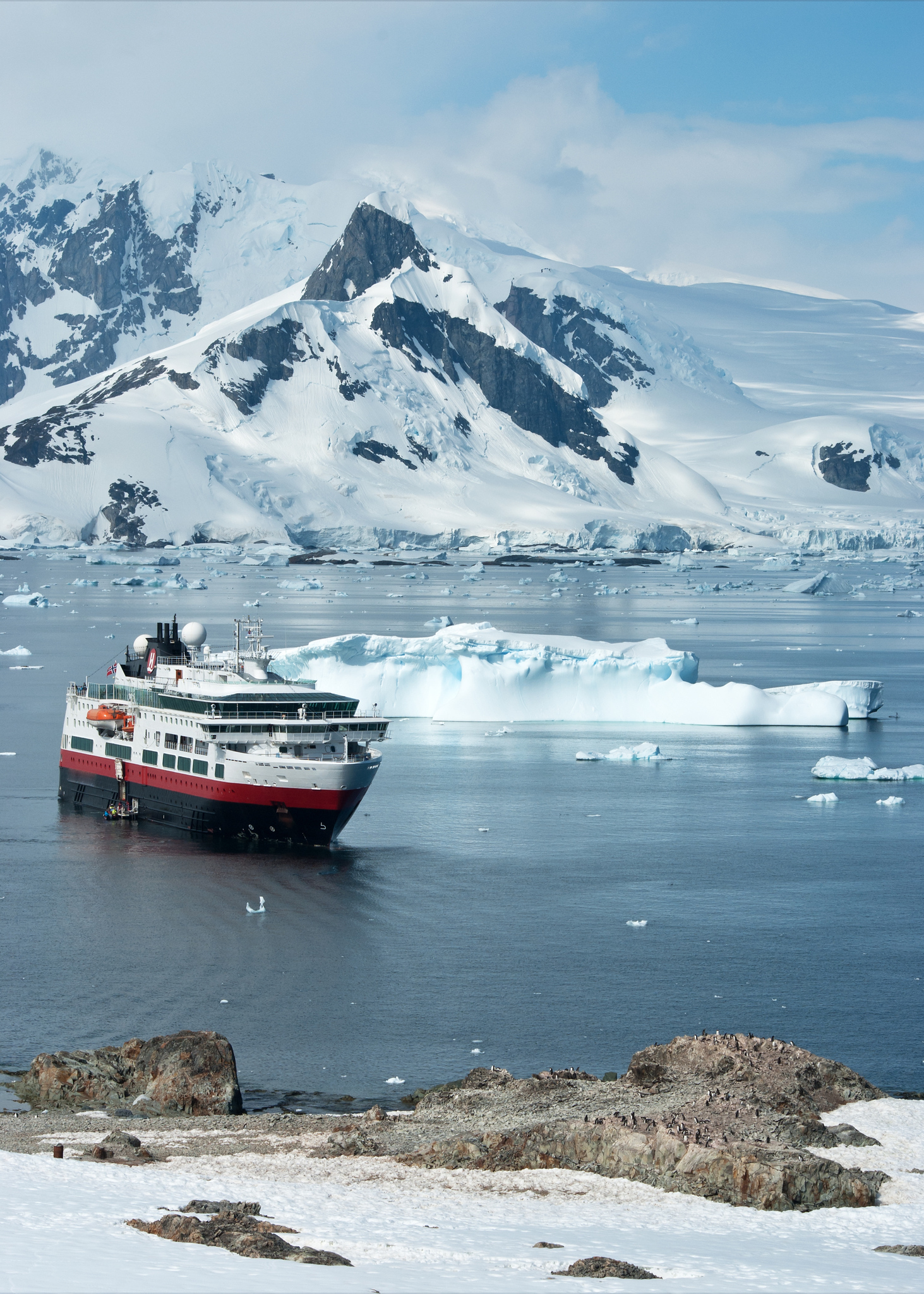 what cruise lines go to Svalbard - Svalbard cruises On Board and Cabins