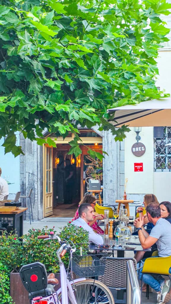 diners on patio at Restavracija Breg